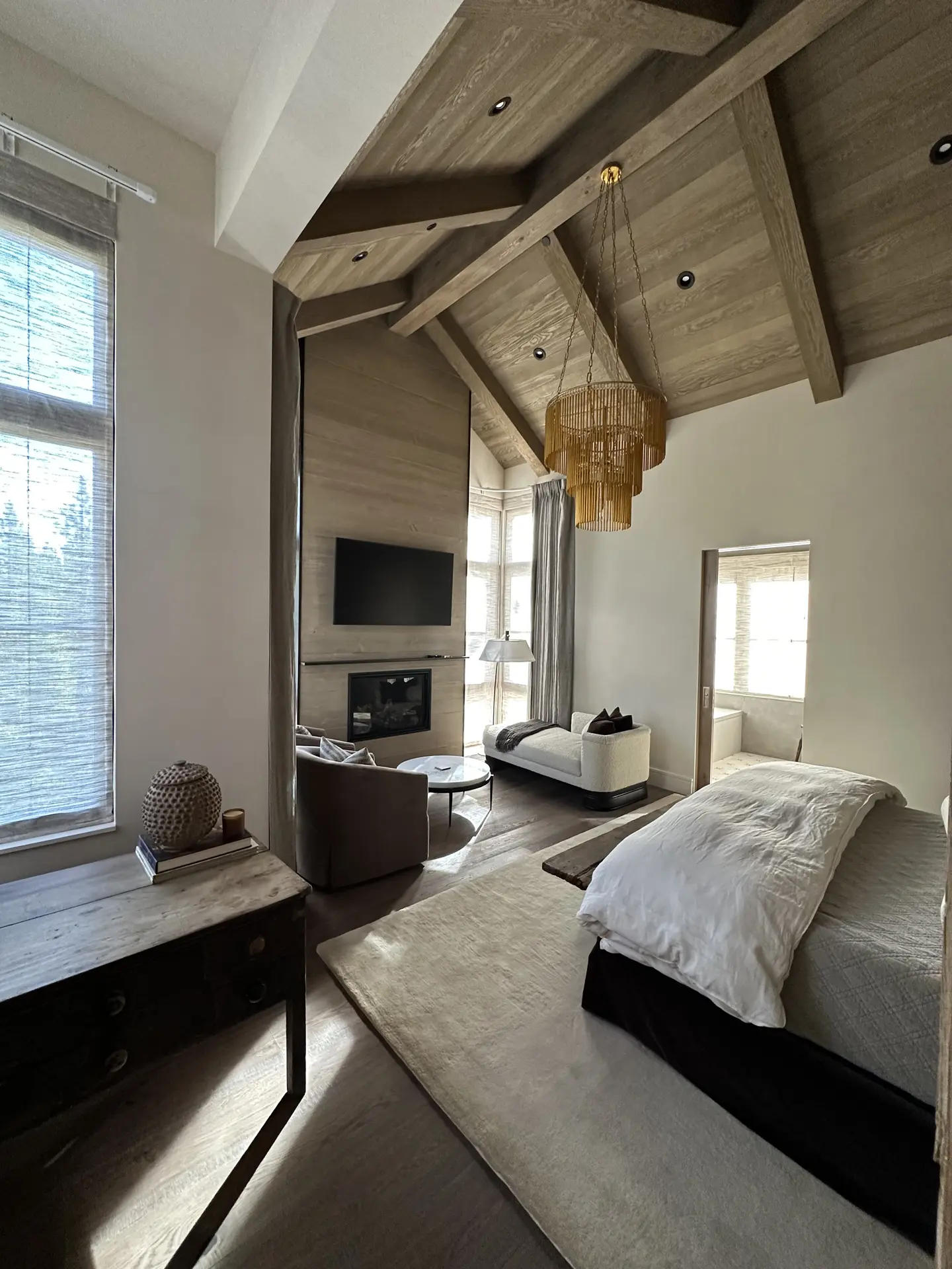 elegant bedroom